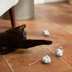 STAR WARS STORMTROOPER Plush Mice Cat Toy With Catnip, 3 Count -Cat Products Store 220997 PT2. AC SS1800 V1612365487