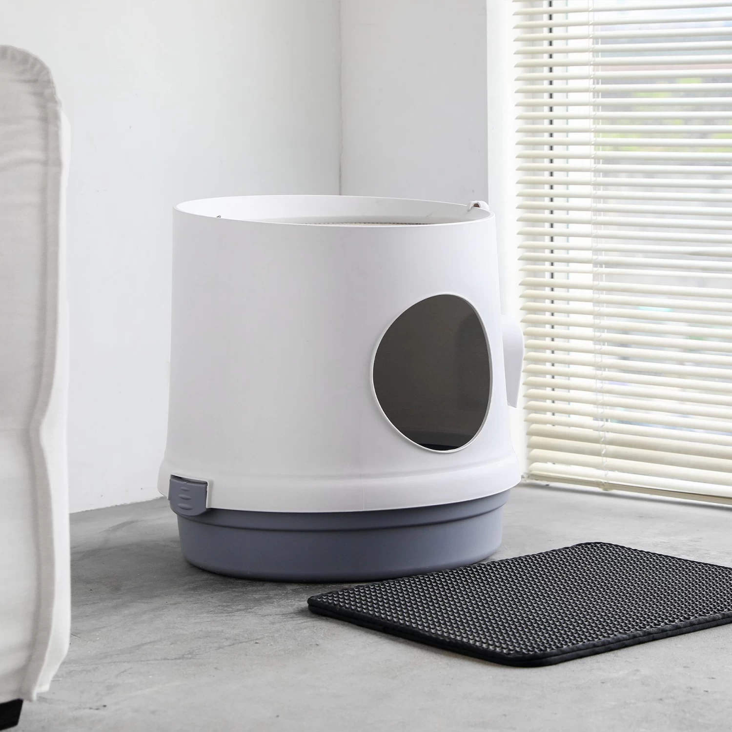 Hanamya Cat Litter Box With Scoop & Scratcher 4 Hanamya Cat Litter Box With Scoop & Scratcher - Image 2